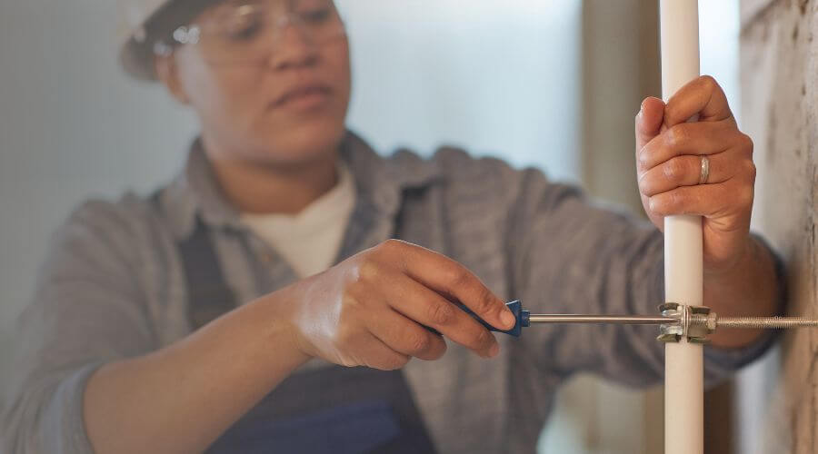 Expert burst pipe repair services in Chualar, CA